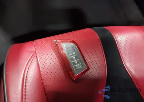 2025 Acura Tlx A-Spec Package z USA, uszkodzony, nr VIN 19UUB6F57SA001355